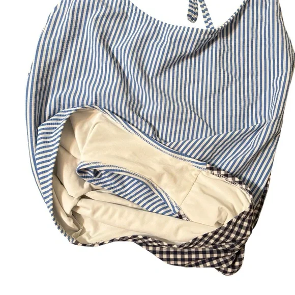 Aerie Navy Blue and White Gingham Striped Seersucker One-Piece Swimsuit Size L - Picture 6 of 15